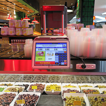 Retail Scales in a fruit grocer