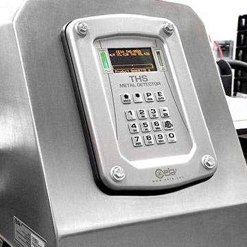 Industrial metal detectors for food industry