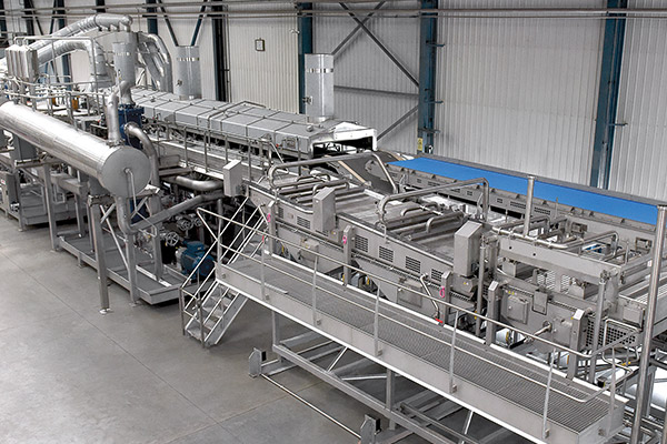 Equipment for food processing and packaging lines