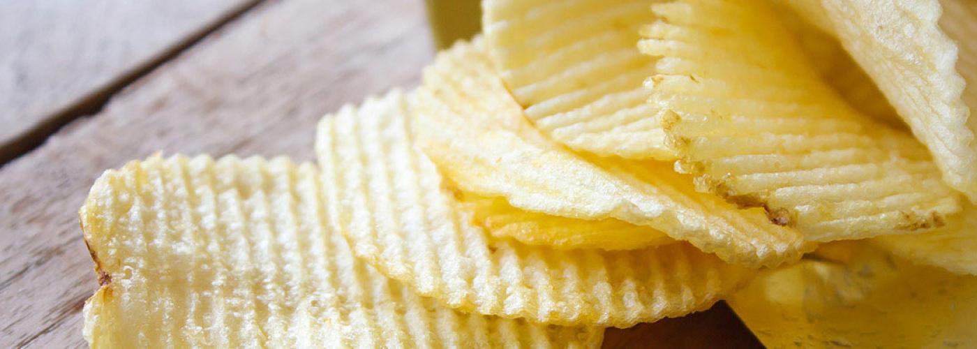 Electroporation for crispier, healthier potato chips