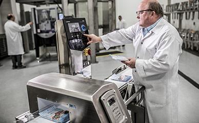 Inspecting candy on checkweigher and metal detector