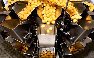 Cheese balls on Ishida multihead weigher