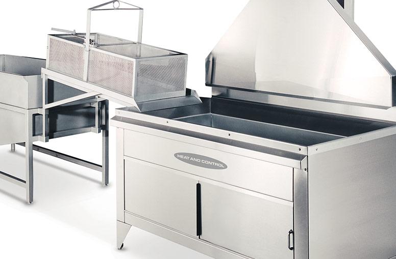 Heavy-duty batch fryer with optional exhaust collector and cabinet